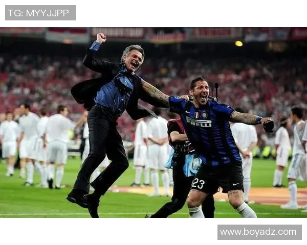 从锋线到传奇：回顾昔日足球巨星的辉煌与遗产